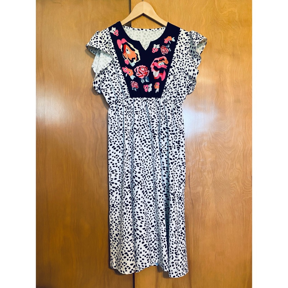 V-neck sundress